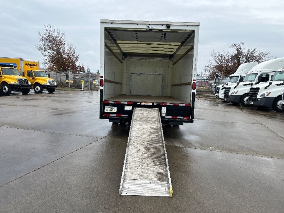 Light Duty Box Truck-Light and Medium Duty Trucks-Ford-2022-E350-Greeley-CO-87,682\n\t\tmiles-$ 34,000 - Image 9