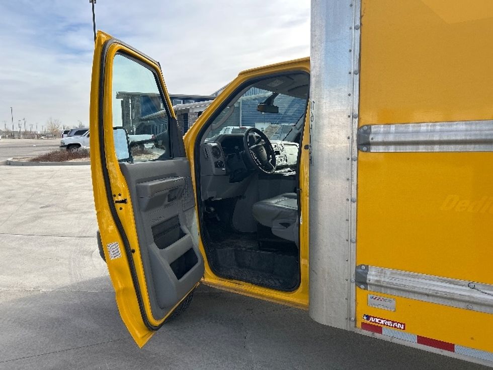 Light Duty Box Truck-Light and Medium Duty Trucks-Ford-2022-E350-Greeley-CO-92,021\n\t\tmiles-$ 30,000 - Image 16