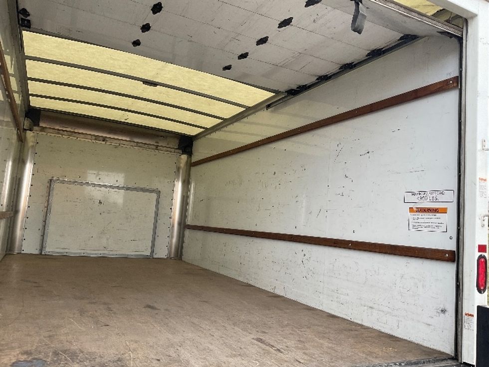 Light Duty Box Truck-Light and Medium Duty Trucks-Ford-2022-E350-Greeley-CO-99,309\n\t\tmiles-$ 32,500 - Image 12