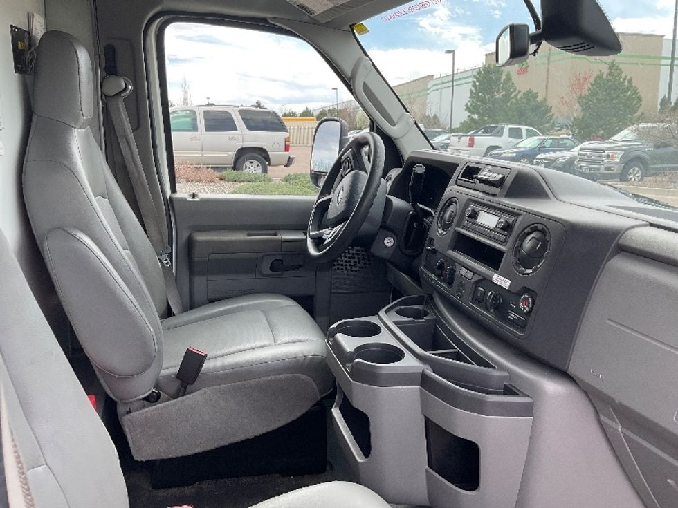 Light Duty Box Truck-Light and Medium Duty Trucks-Ford-2022-E350-Greeley-CO-99,309\n\t\tmiles-$ 32,500 - Image 22