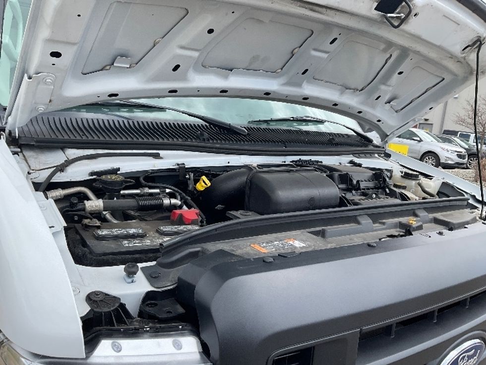 Light Duty Box Truck-Light and Medium Duty Trucks-Ford-2022-E350-Greeley-CO-99,309\n\t\tmiles-$ 32,500 - Image 23