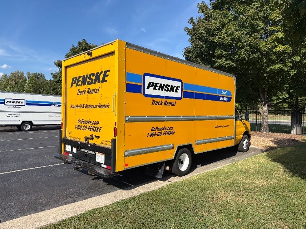 Light Duty Box Truck-Light and Medium Duty Trucks-Ford-2022-E350-Greensboro-NC-182,799\n\t\tmiles-$ 17,500 - Image 12