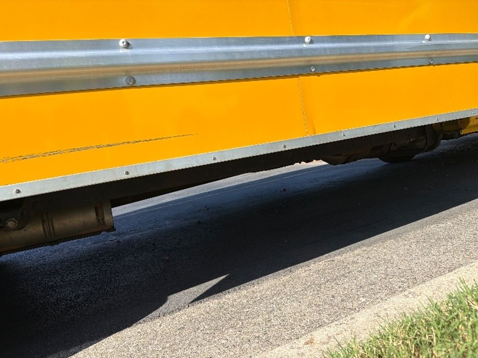 Light Duty Box Truck-Light and Medium Duty Trucks-Ford-2022-E350-Greensboro-NC-182,799\n\t\tmiles-$ 17,500 - Image 13
