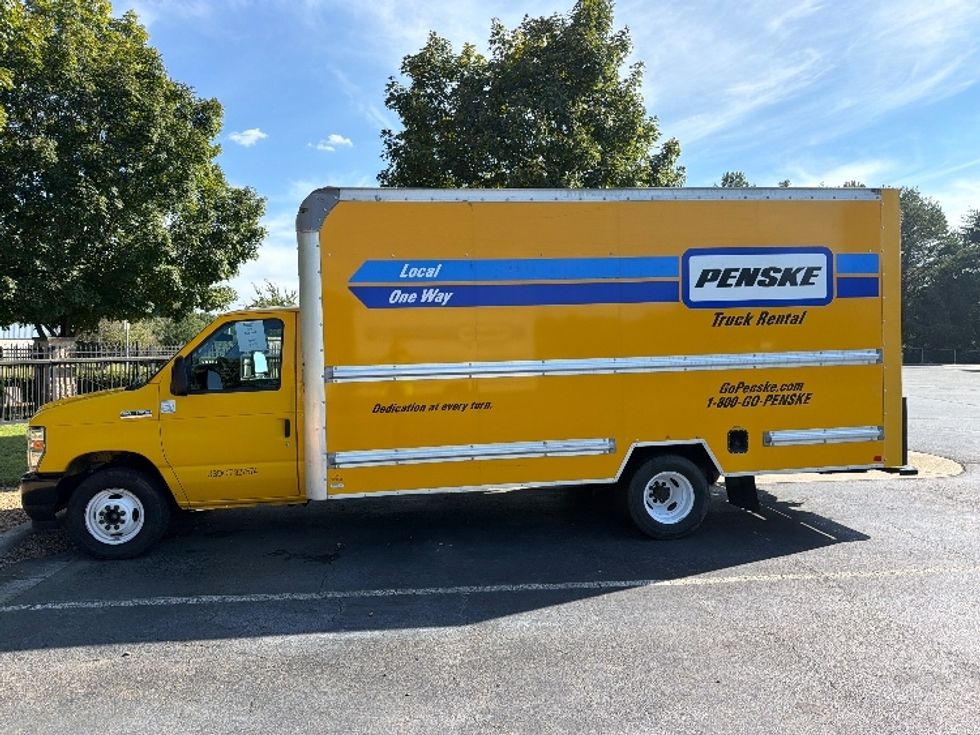 Light Duty Box Truck-Light and Medium Duty Trucks-Ford-2022-E350-Greensboro-NC-182,799\n\t\tmiles-$ 17,500 - Image 4