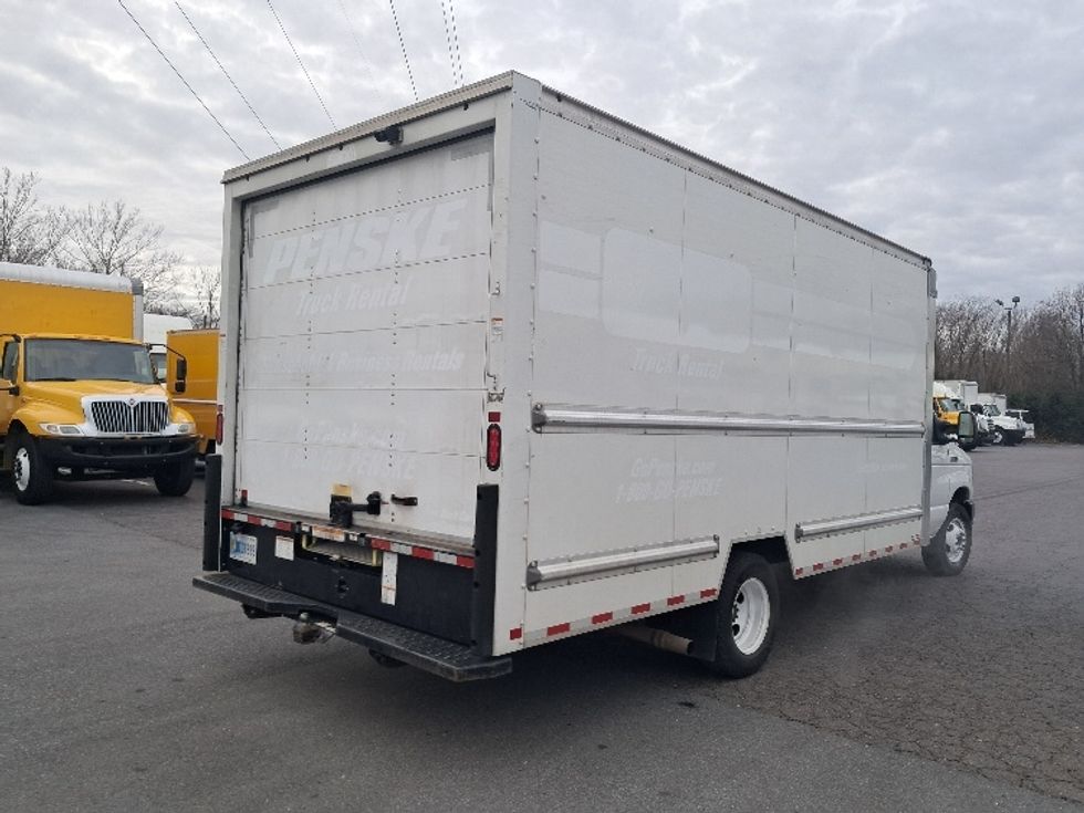 Light Duty Box Truck-Light and Medium Duty Trucks-Ford-2022-E350-Greensboro-NC-87,702\n\t\tmiles-$ 32,750 - Image 13