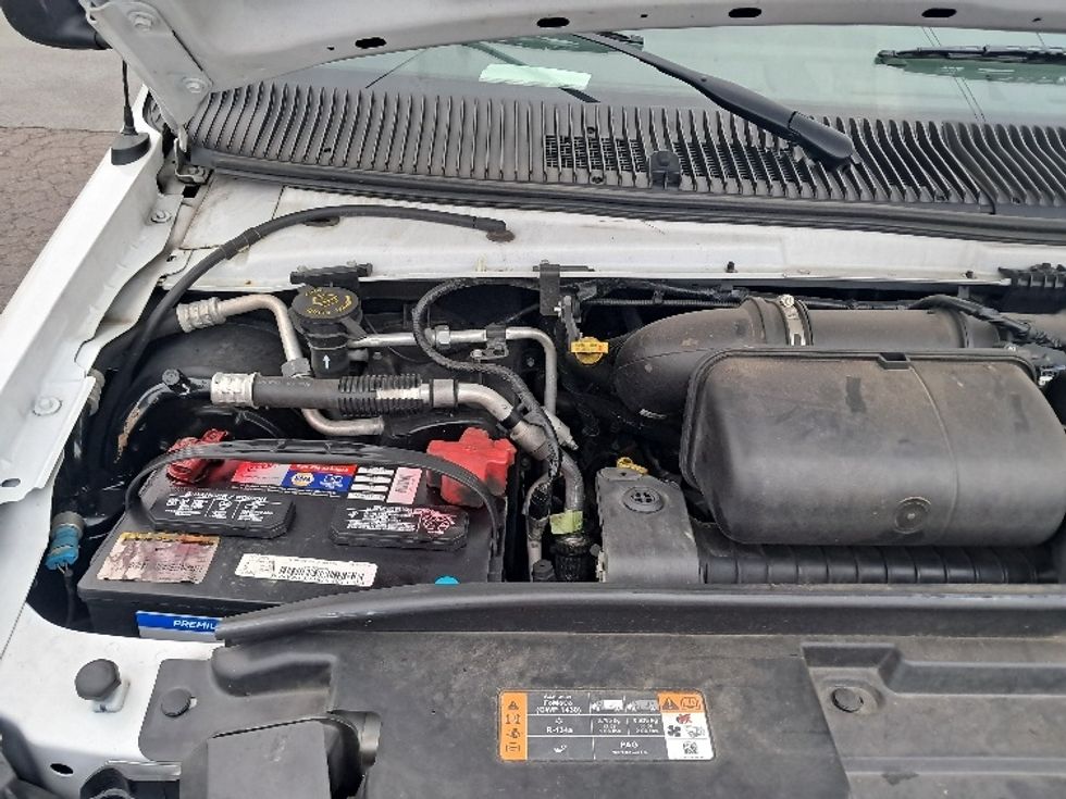 Light Duty Box Truck-Light and Medium Duty Trucks-Ford-2022-E350-Greensboro-NC-87,702\n\t\tmiles-$ 32,750 - Image 23