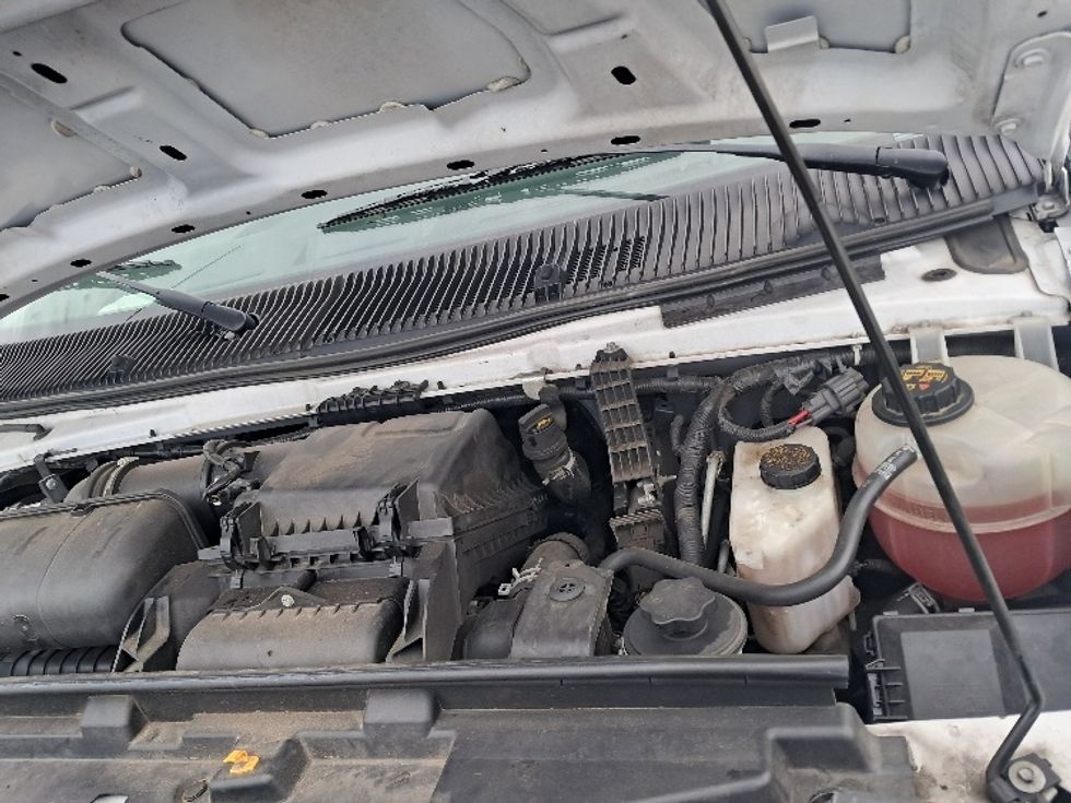 Light Duty Box Truck-Light and Medium Duty Trucks-Ford-2022-E350-Greensboro-NC-87,702\n\t\tmiles-$ 32,750 - Image 24