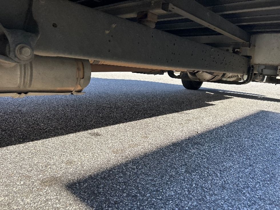 Light Duty Box Truck-Light and Medium Duty Trucks-Ford-2022-E350-Greenville-SC-86,326\n\t\tmiles-$ 34,500 - Image 14