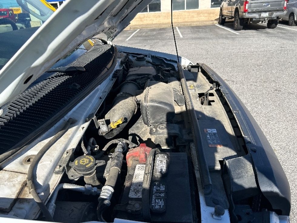 Light Duty Box Truck-Light and Medium Duty Trucks-Ford-2022-E350-Greenville-SC-86,326\n\t\tmiles-$ 34,500 - Image 23