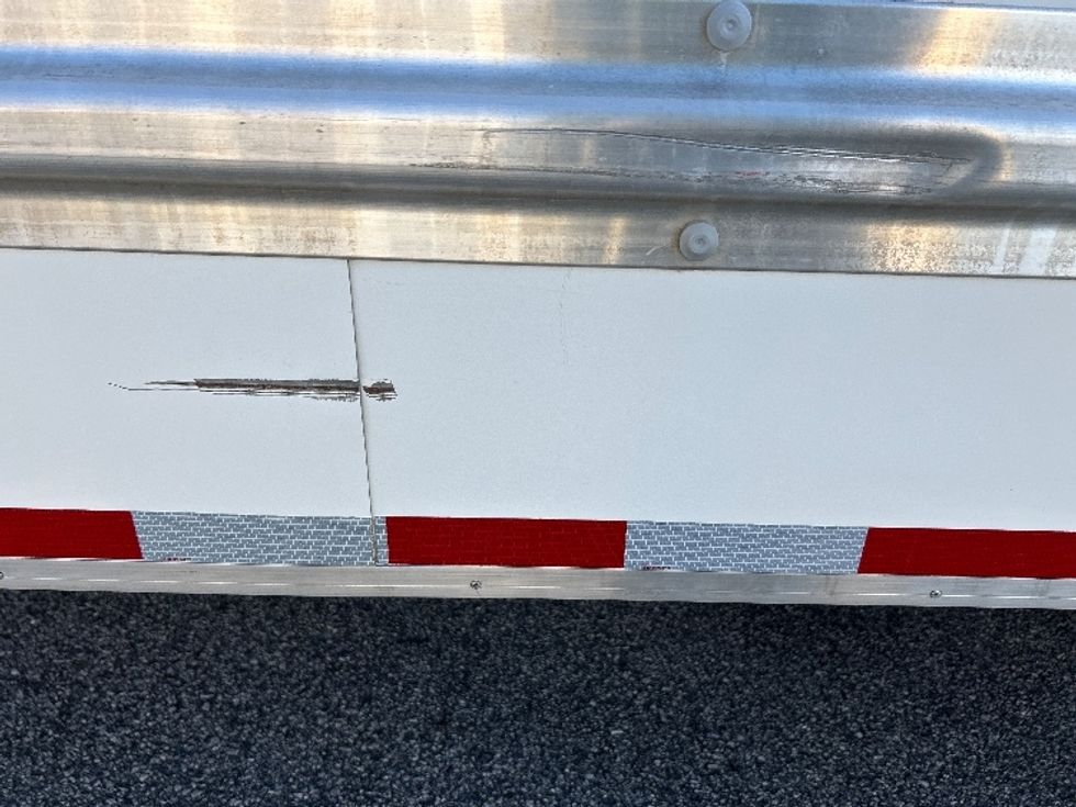 Light Duty Box Truck-Light and Medium Duty Trucks-Ford-2022-E350-Greenville-SC-86,326\n\t\tmiles-$ 34,500 - Image 28