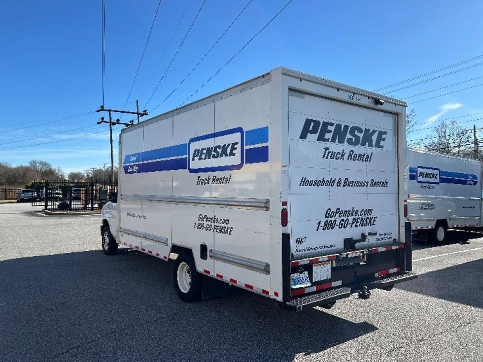 Light Duty Box Truck-Light and Medium Duty Trucks-Ford-2022-E350-Greenville-SC-86,326\n\t\tmiles-$ 34,500 - Image 6