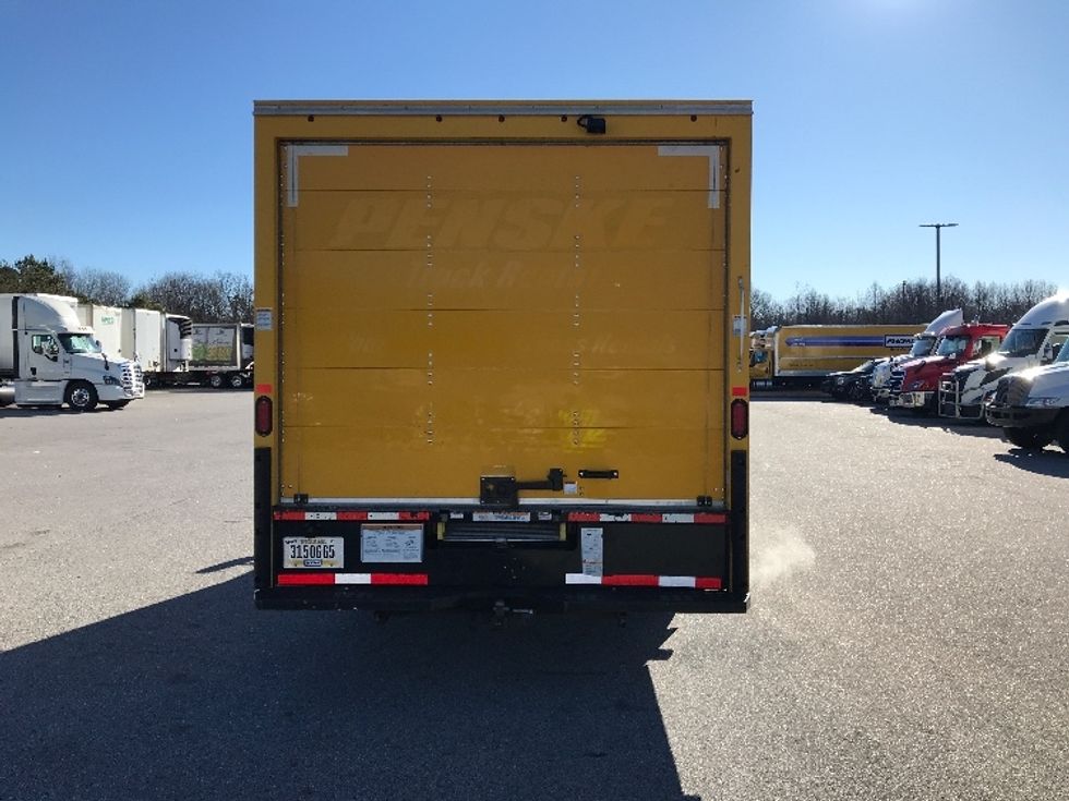 Light Duty Box Truck-Light and Medium Duty Trucks-Ford-2022-E350-Greenville-SC-97,126\n\t\tmiles-$ 30,000 - Image 7