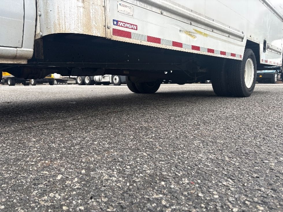 Light Duty Box Truck-Light and Medium Duty Trucks-Ford-2022-E350-Greer-SC-129,400\n\t\tmiles-$ 27,500 - Image 5