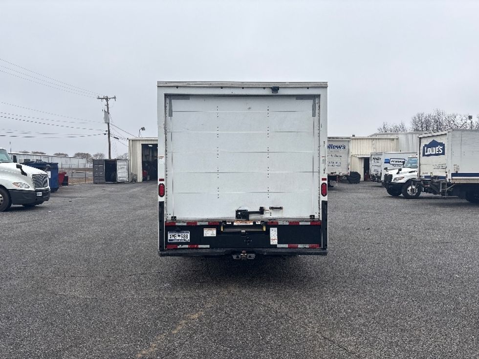 Light Duty Box Truck-Light and Medium Duty Trucks-Ford-2022-E350-Greer-SC-129,400\n\t\tmiles-$ 27,500 - Image 7