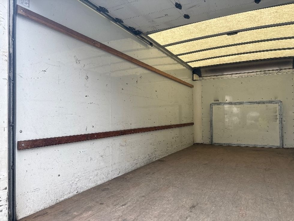 Light Duty Box Truck-Light and Medium Duty Trucks-Ford-2022-E350-Greer-SC-129,400\n\t\tmiles-$ 27,500 - Image 9