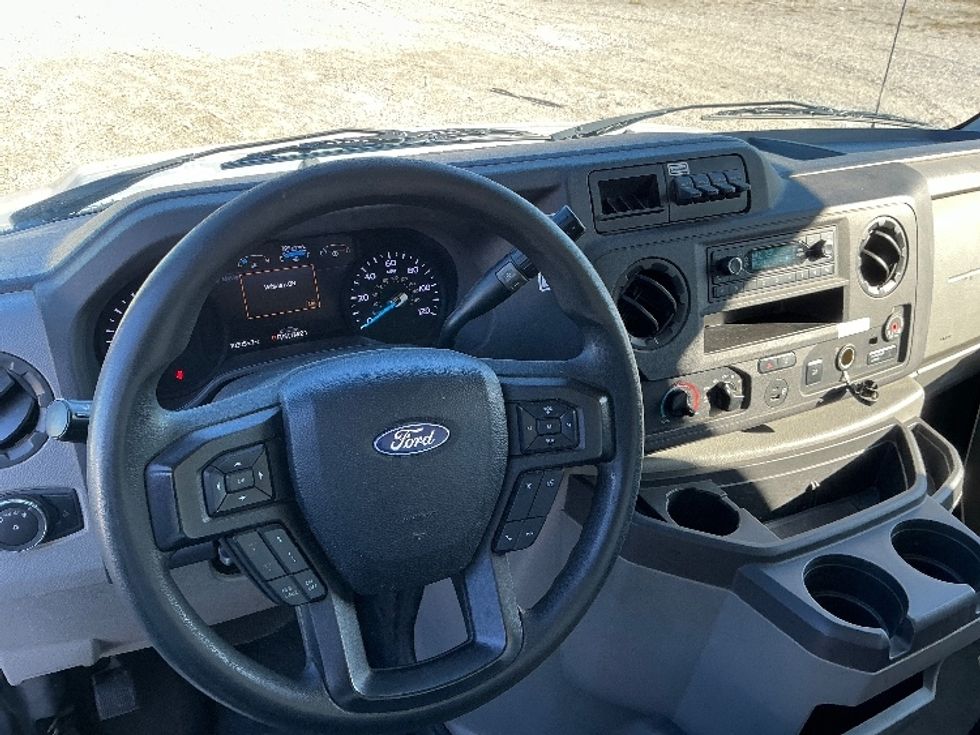 Light Duty Box Truck-Light and Medium Duty Trucks-Ford-2022-E350-Gulfport-MS-103,058\n\t\tmiles-$ 30,250 - Image 18