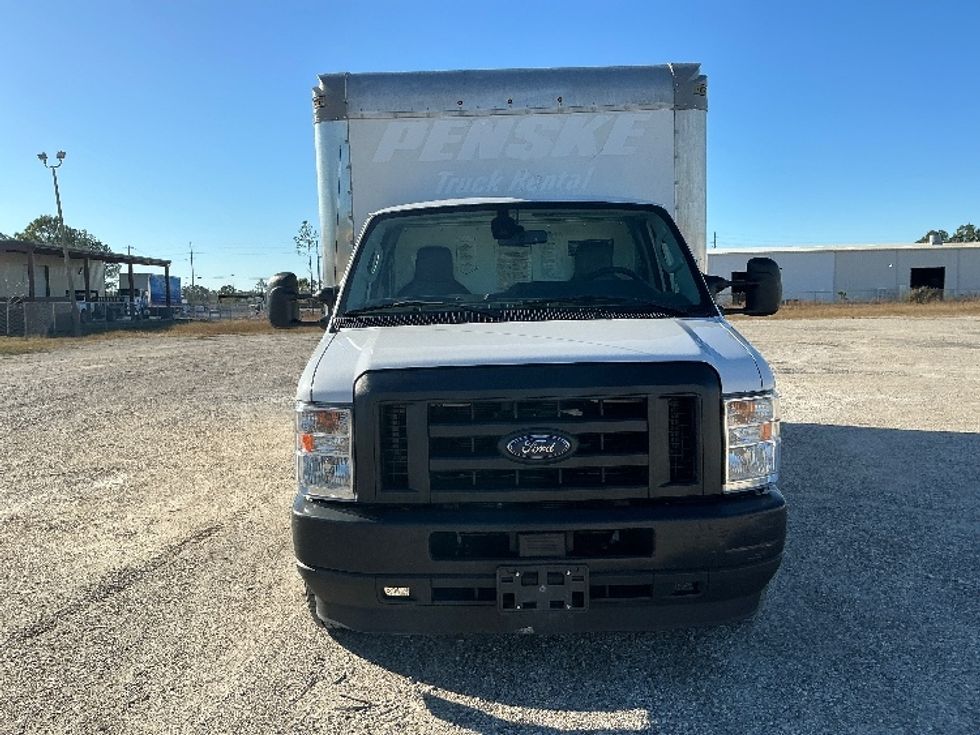 Light Duty Box Truck-Light and Medium Duty Trucks-Ford-2022-E350-Gulfport-MS-103,058\n\t\tmiles-$ 30,250 - Image 2