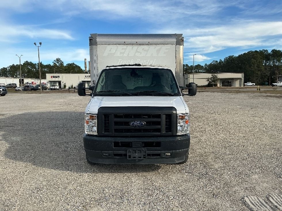 Light Duty Box Truck-Light and Medium Duty Trucks-Ford-2022-E350-Gulfport-MS-118,653\n\t\tmiles-$ 27,750 - Image 2