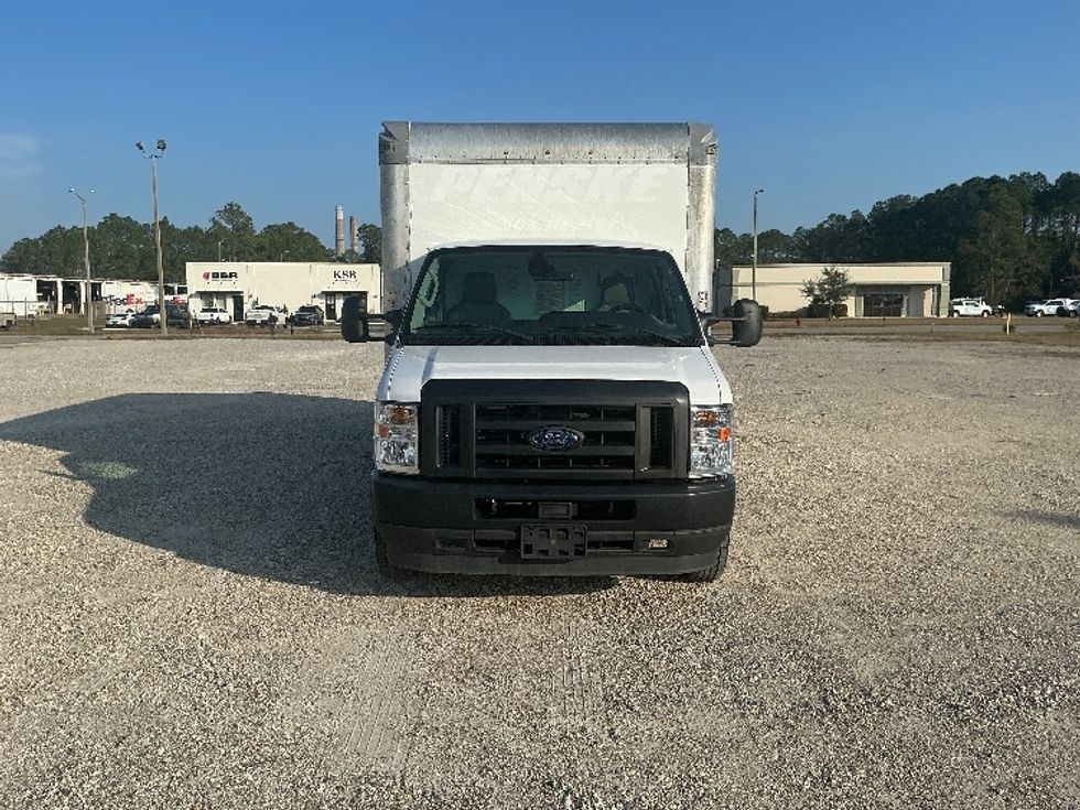 Light Duty Box Truck-Light and Medium Duty Trucks-Ford-2022-E350-Gulfport-MS-93,102\n\t\tmiles-$ 31,500 - Image 2