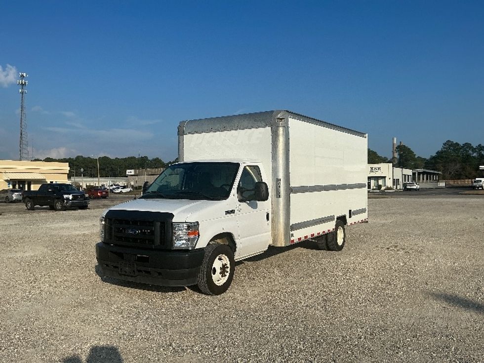 Light Duty Box Truck-Light and Medium Duty Trucks-Ford-2022-E350-Gulfport-MS-93,102\n\t\tmiles-$ 31,500 - Image 3