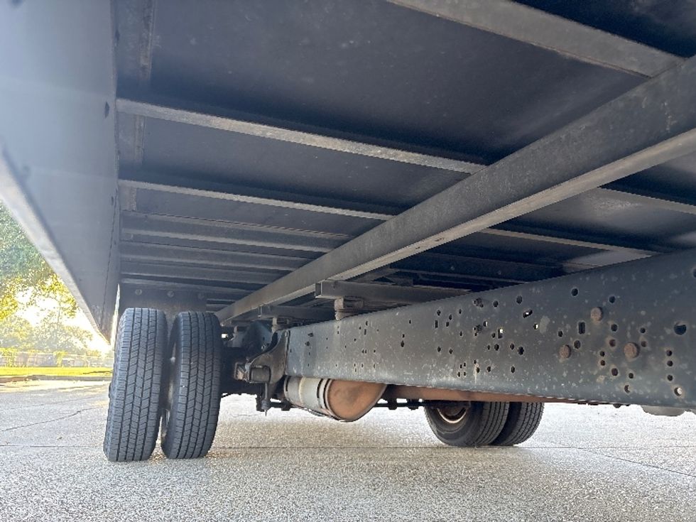 Light Duty Box Truck-Light and Medium Duty Trucks-Ford-2022-E350-Hammond-LA-145,187\n\t\tmiles-$ 24,250 - Image 13