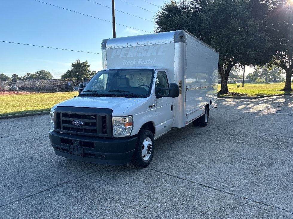 Light Duty Box Truck-Light and Medium Duty Trucks-Ford-2022-E350-Hammond-LA-145,187\n\t\tmiles-$ 24,250 - Image 3