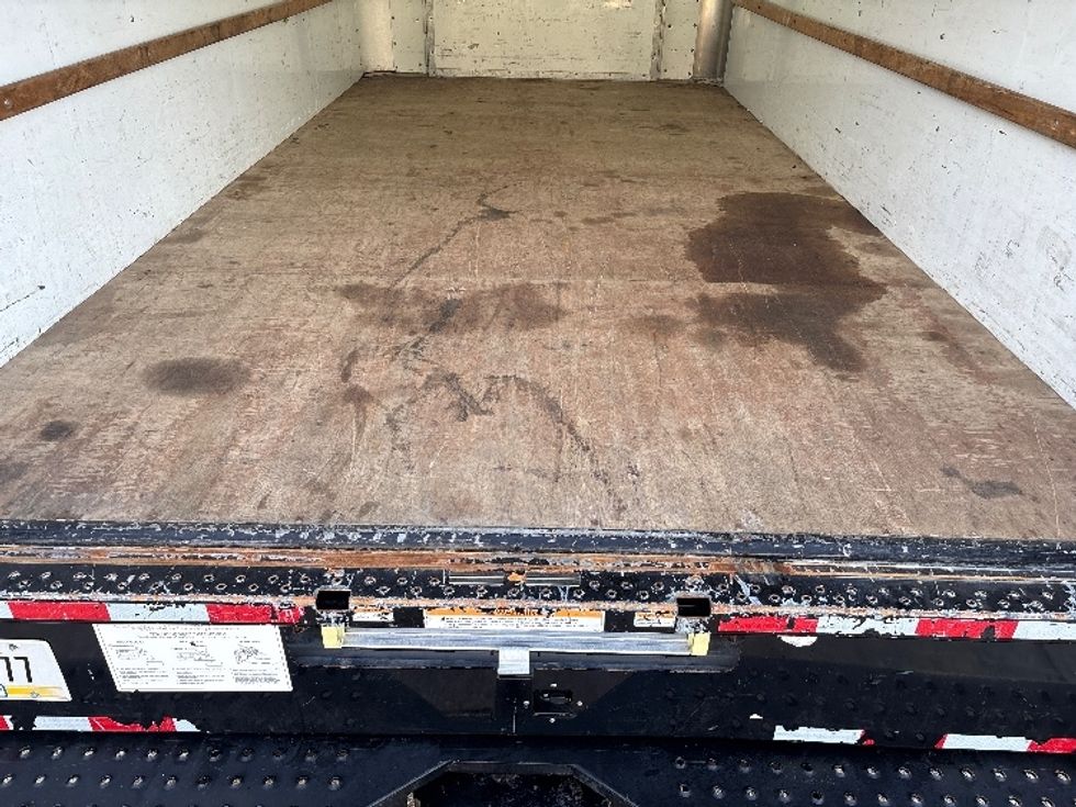 Light Duty Box Truck-Light and Medium Duty Trucks-Ford-2022-E350-Hammond-LA-145,187\n\t\tmiles-$ 24,250 - Image 9