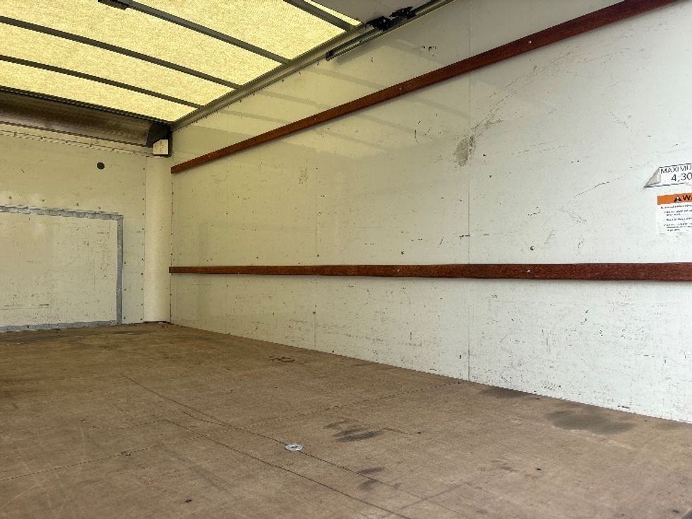 Light Duty Box Truck-Light and Medium Duty Trucks-Ford-2022-E350-Hammond-LA-79,045\n\t\tmiles-$ 34,750 - Image 12