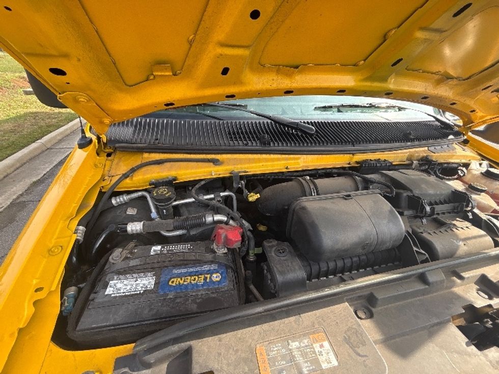 Light Duty Box Truck-Light and Medium Duty Trucks-Ford-2022-E350-Hammond-LA-79,045\n\t\tmiles-$ 34,750 - Image 23