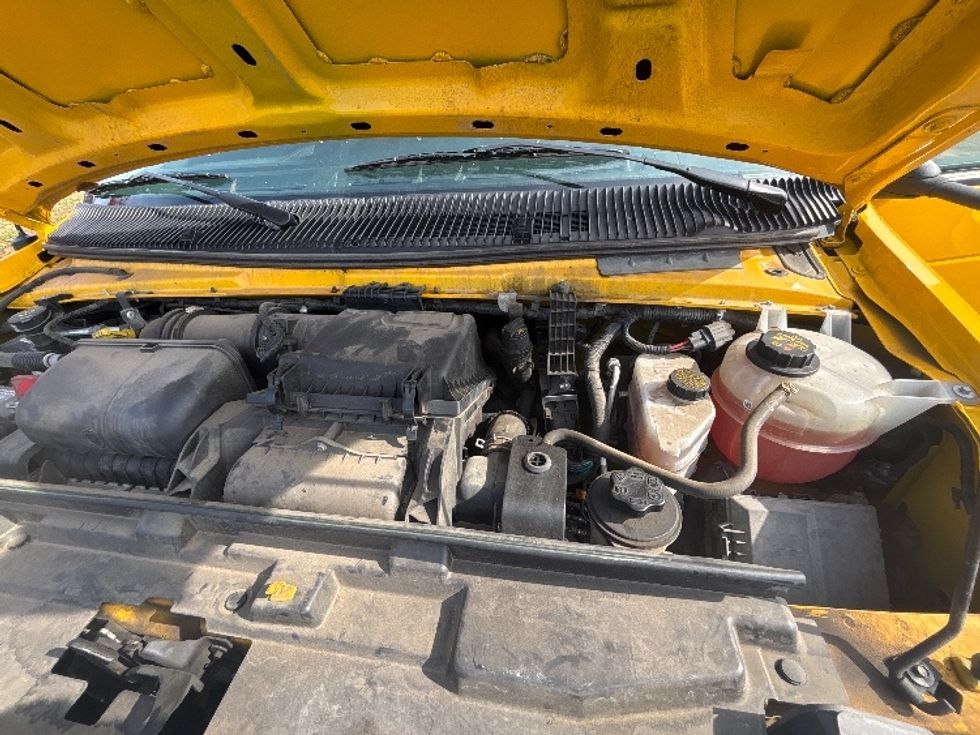 Light Duty Box Truck-Light and Medium Duty Trucks-Ford-2022-E350-Hammond-LA-79,045\n\t\tmiles-$ 34,750 - Image 24