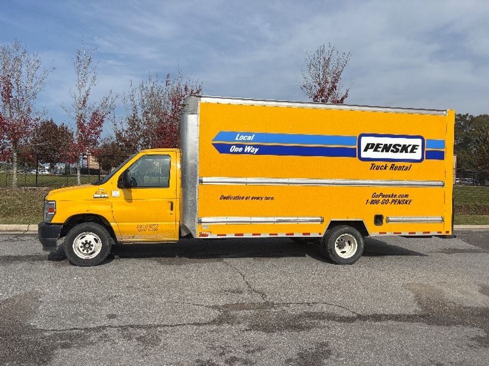 Light Duty Box Truck-Light and Medium Duty Trucks-Ford-2022-E350-Hammond-LA-79,045\n\t\tmiles-$ 34,750 - Image 4