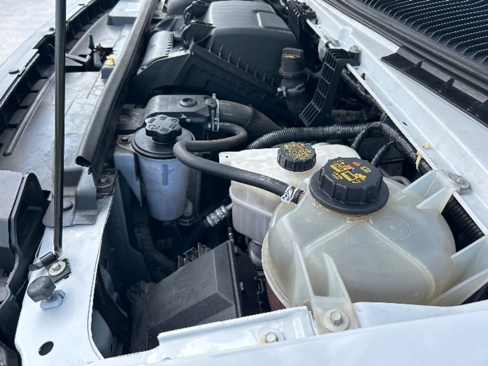 Light Duty Box Truck-Light and Medium Duty Trucks-Ford-2022-E350-Harahan-LA-104,252\n\t\tmiles-$ 30,000 - Image 23