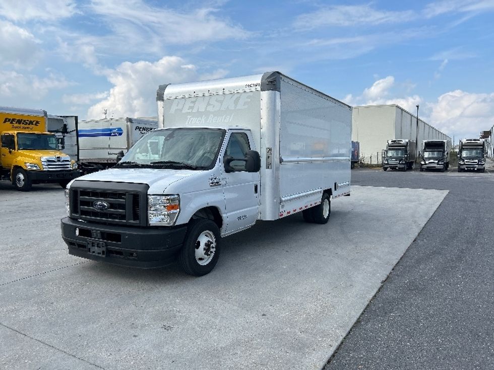 Light Duty Box Truck-Light and Medium Duty Trucks-Ford-2022-E350-Harahan-LA-104,252\n\t\tmiles-$ 30,000 - Image 3