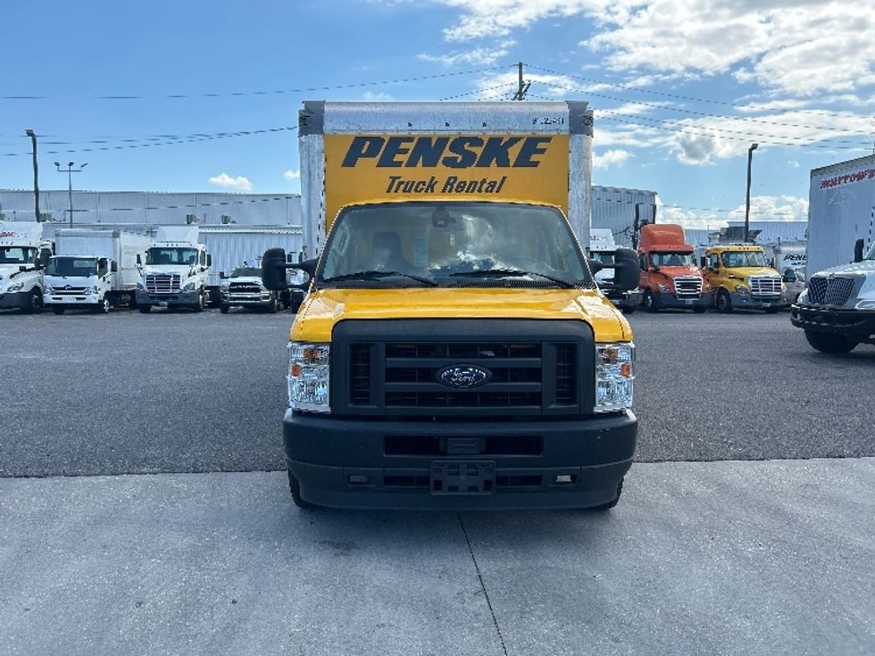 Light Duty Box Truck-Light and Medium Duty Trucks-Ford-2022-E350-Harahan-LA-104,734\n\t\tmiles-$ 26,000 - Image 2