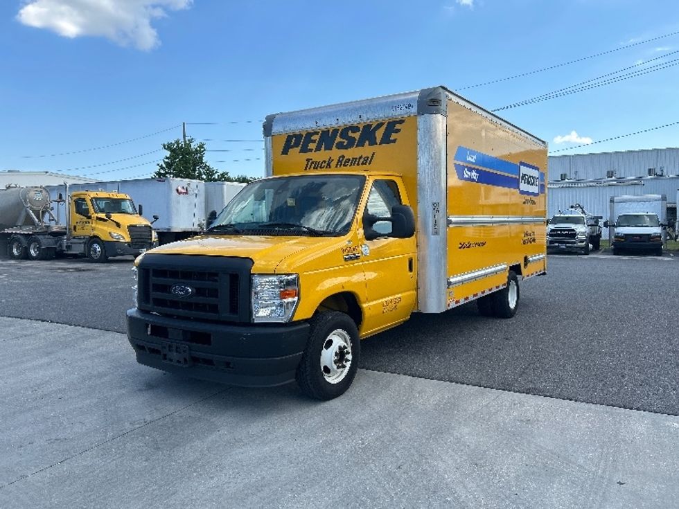 Light Duty Box Truck-Light and Medium Duty Trucks-Ford-2022-E350-Harahan-LA-104,734\n\t\tmiles-$ 26,000 - Image 3