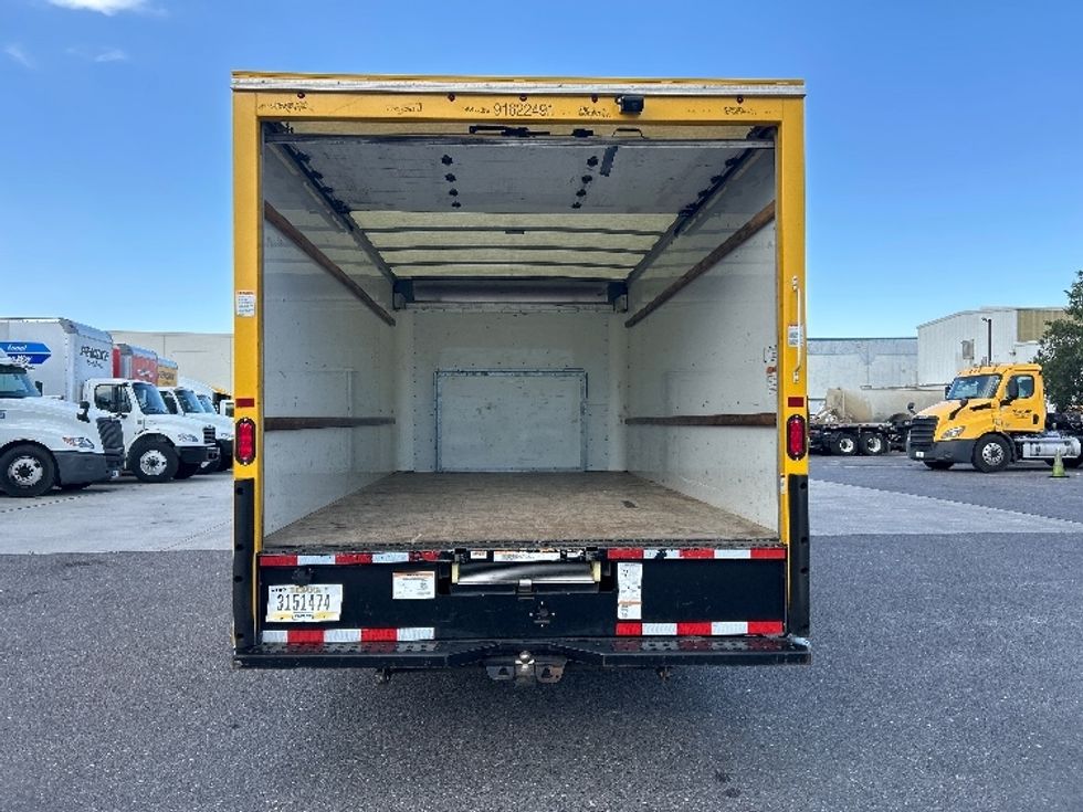 Light Duty Box Truck-Light and Medium Duty Trucks-Ford-2022-E350-Harahan-LA-104,734\n\t\tmiles-$ 26,000 - Image 7