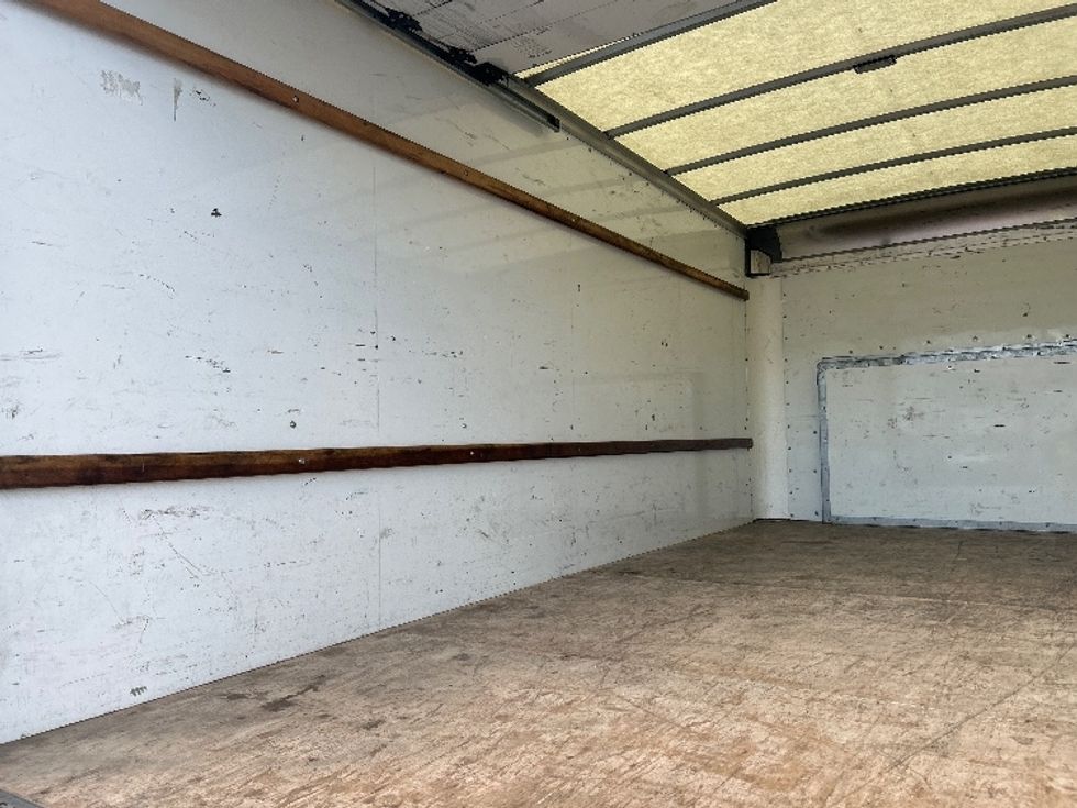 Light Duty Box Truck-Light and Medium Duty Trucks-Ford-2022-E350-Harahan-LA-104,734\n\t\tmiles-$ 26,000 - Image 8