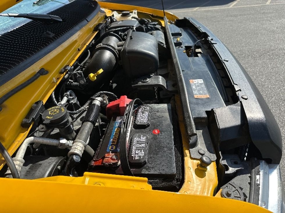 Light Duty Box Truck-Light and Medium Duty Trucks-Ford-2022-E350-Harlingen-TX-107,534\n\t\tmiles-$ 26,500 - Image 23