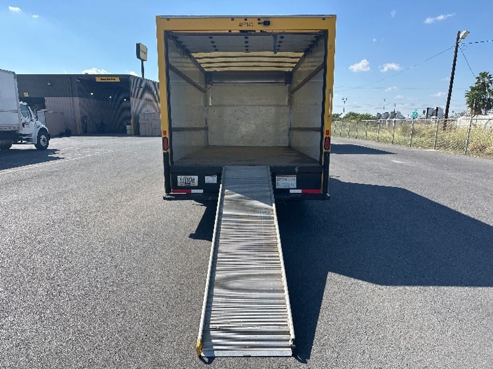 Light Duty Box Truck-Light and Medium Duty Trucks-Ford-2022-E350-Harlingen-TX-107,534\n\t\tmiles-$ 26,500 - Image 9