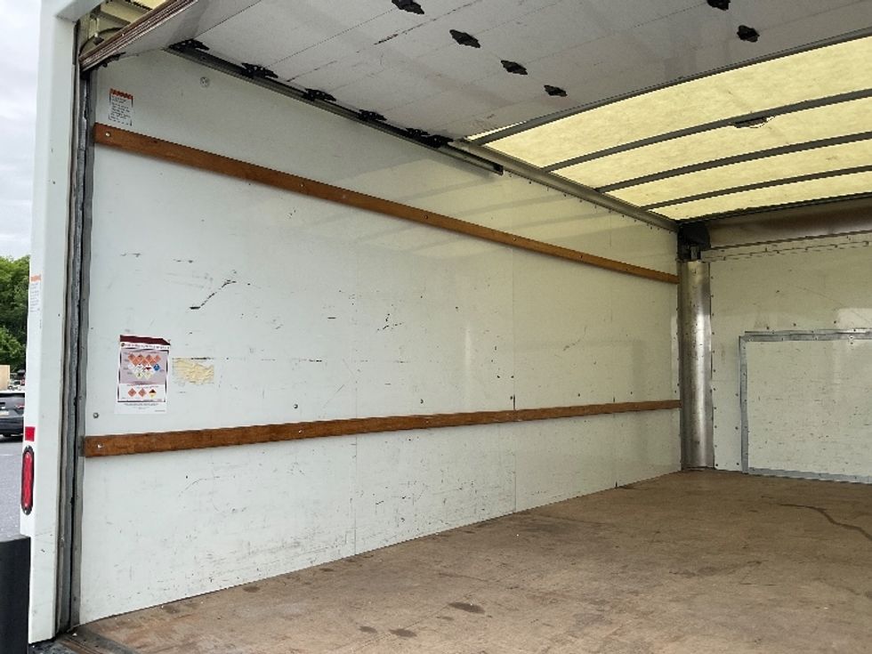 Light Duty Box Truck-Light and Medium Duty Trucks-Ford-2022-E350-Harrisburg-PA-72,663\n\t\tmiles-$ 31,500 - Image 11