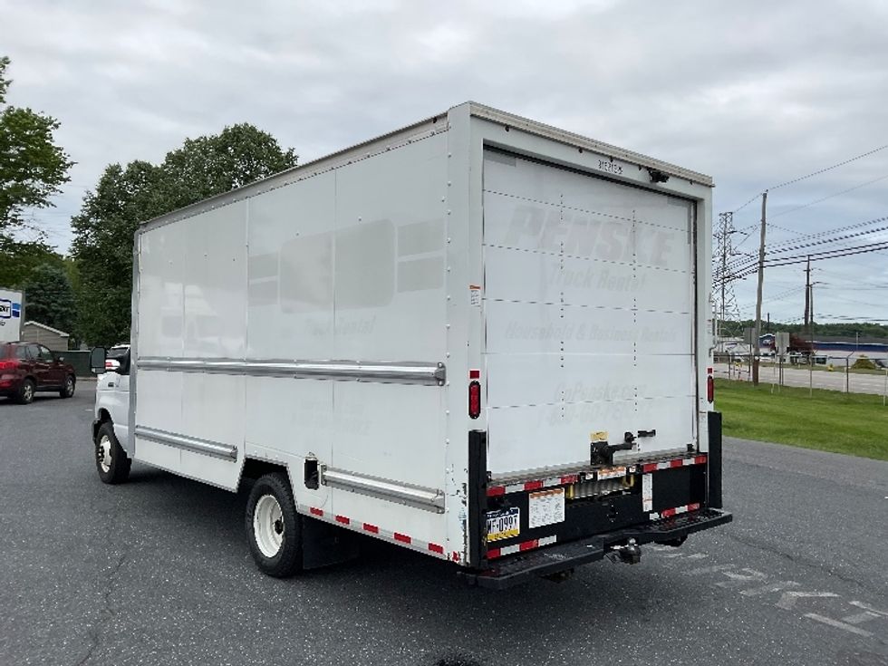 Light Duty Box Truck-Light and Medium Duty Trucks-Ford-2022-E350-Harrisburg-PA-72,663\n\t\tmiles-$ 31,500 - Image 6
