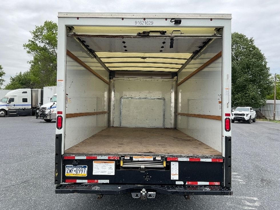 Light Duty Box Truck-Light and Medium Duty Trucks-Ford-2022-E350-Harrisburg-PA-72,663\n\t\tmiles-$ 31,500 - Image 8
