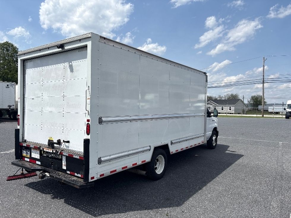 Light Duty Box Truck-Light and Medium Duty Trucks-Ford-2022-E350-Harrisburg-PA-87,462\n\t\tmiles-$ 30,000 - Image 10