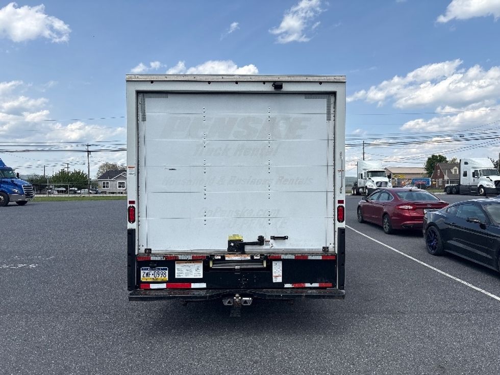 Light Duty Box Truck-Light and Medium Duty Trucks-Ford-2022-E350-Harrisburg-PA-87,462\n\t\tmiles-$ 30,000 - Image 6