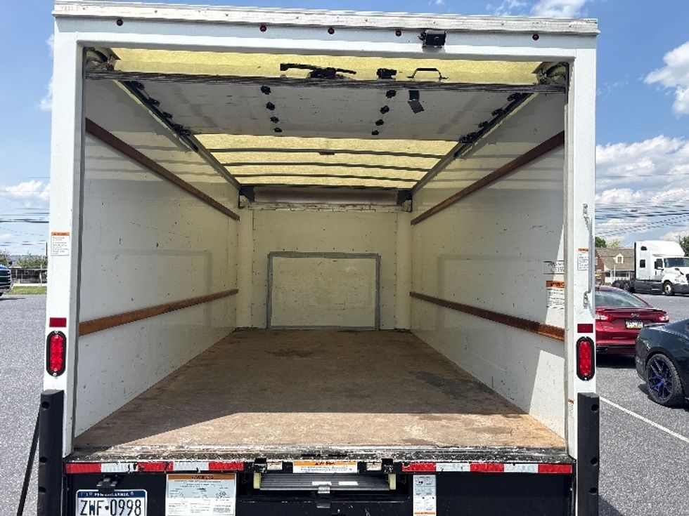 Light Duty Box Truck-Light and Medium Duty Trucks-Ford-2022-E350-Harrisburg-PA-87,462\n\t\tmiles-$ 30,000 - Image 7