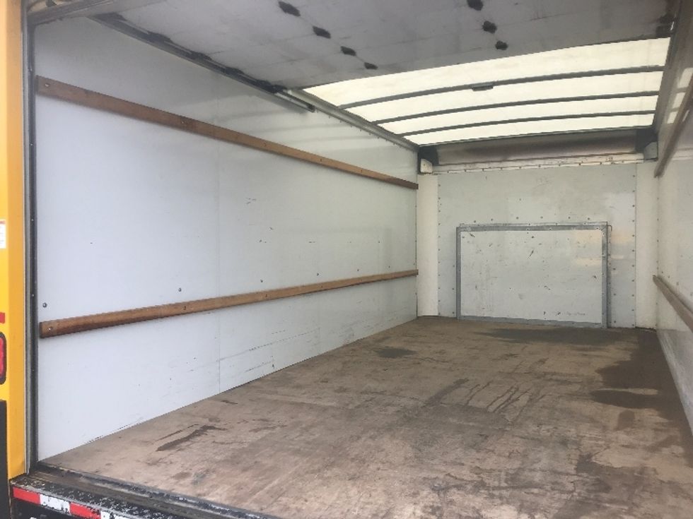 Light Duty Box Truck-Light and Medium Duty Trucks-Ford-2022-E350-Harrisburg-PA-89,004\n\t\tmiles-$ 28,250 - Image 11