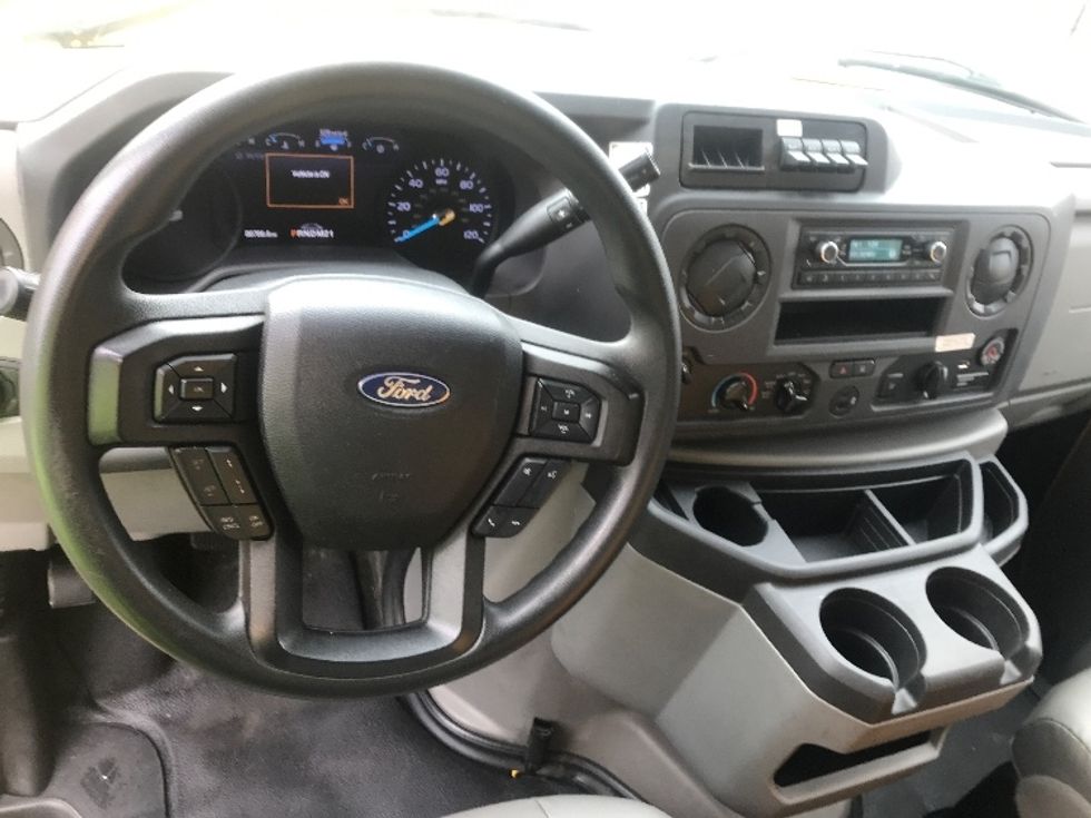 Light Duty Box Truck-Light and Medium Duty Trucks-Ford-2022-E350-Harrisburg-PA-89,004\n\t\tmiles-$ 28,250 - Image 16