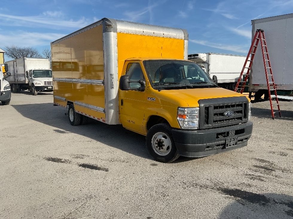 Light Duty Box Truck-Light and Medium Duty Trucks-Ford-2022-E350-Harrisburg-PA-94,456\n\t\tmiles-$ 27,750 - Image 1