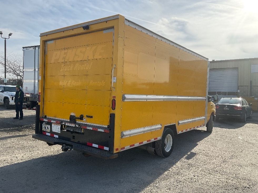Light Duty Box Truck-Light and Medium Duty Trucks-Ford-2022-E350-Harrisburg-PA-94,456\n\t\tmiles-$ 27,750 - Image 11
