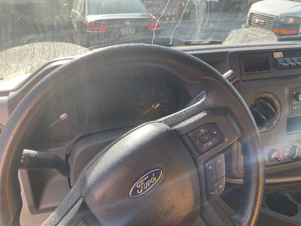 Light Duty Box Truck-Light and Medium Duty Trucks-Ford-2022-E350-Harrisburg-PA-94,456\n\t\tmiles-$ 27,750 - Image 15